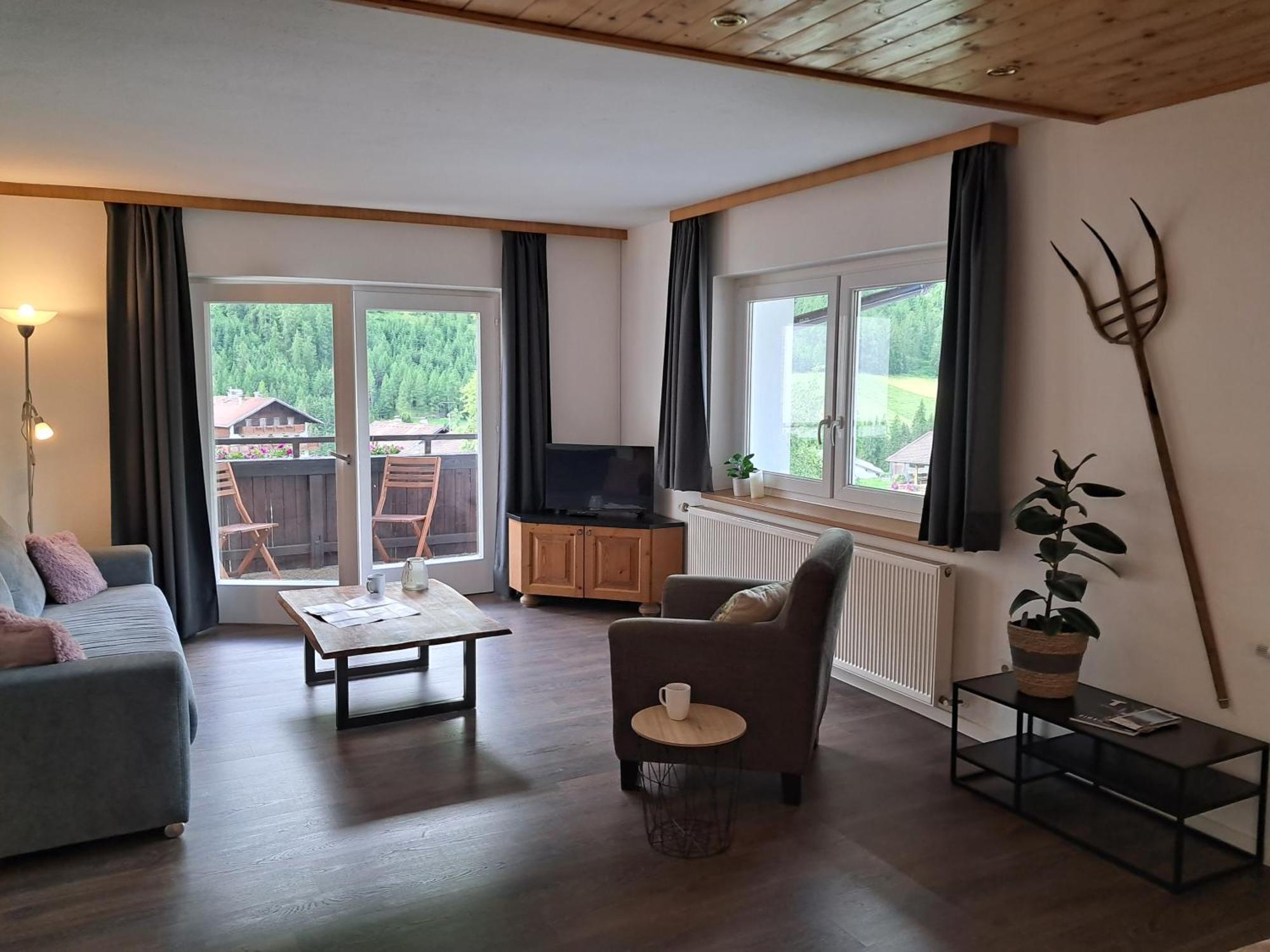 Ferienhaus Enzian Prägraten Pokoj fotografie